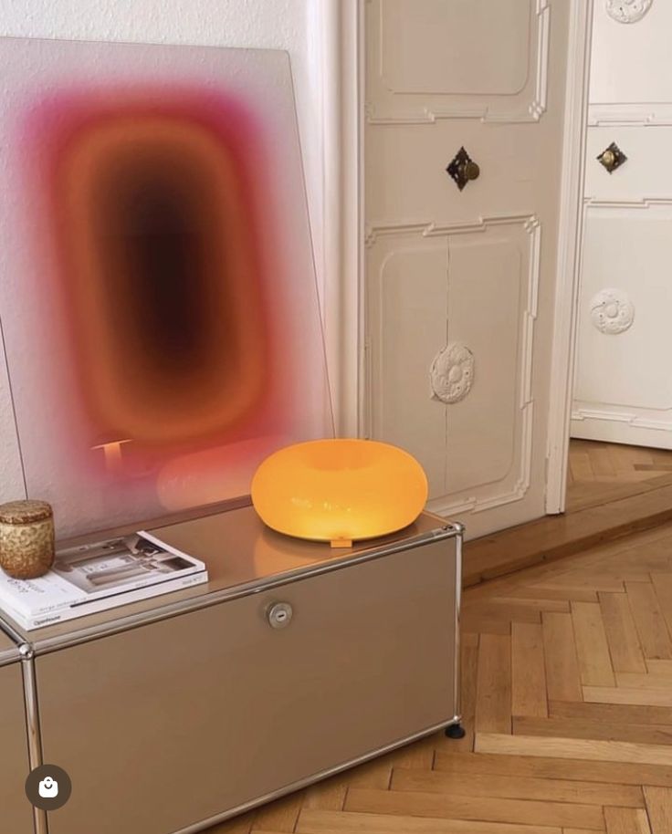 Bauhaus Donut Lamp