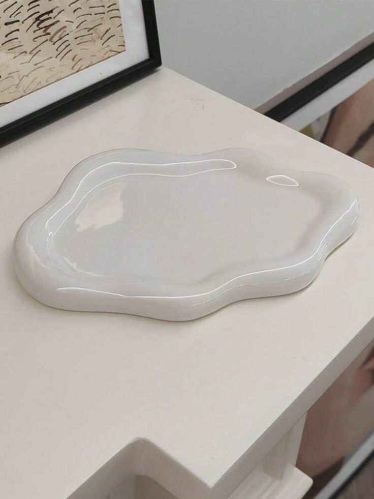 Irregular Cloud Key Tray