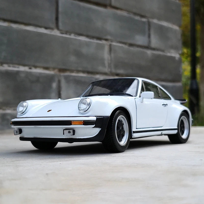 Metalic 1974 Porsche 911 Turbo Decoration